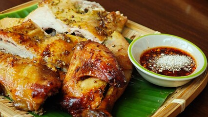 Grilled spicy chicken wings with herbs.