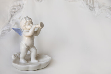 ラッパを吹く天使のinvitationカード