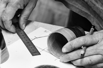 cr&eacute;ation d'objets en tournage sur bois