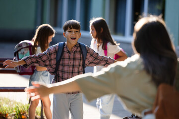 Mom welcomes son after school