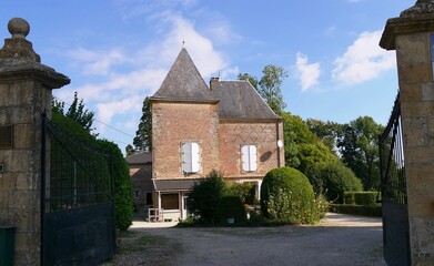 Château du XVIIe siècle de Chatel-Chéhéry dans les Ardennes région Argonne. France Europe