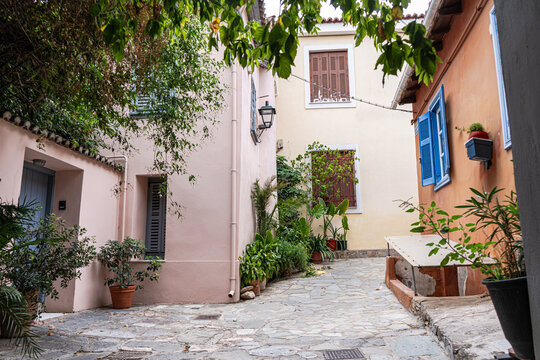 Fototapeta Charming narrow streets of Plaka in Athens