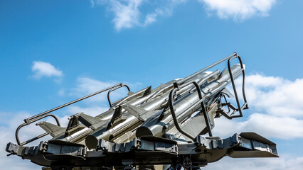Anti-aircraft missile defense system