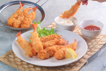Ebi furai is a typical Japanese food in the form of fried shrimp covered in flour
