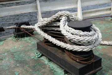 thick rope on mooring equipment