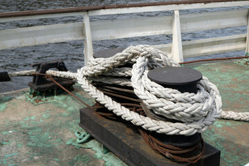 thick rope on mooring equipment