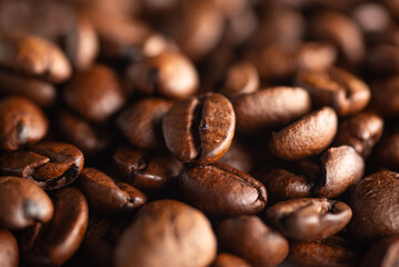 Roasted Coffee Beans Background / Фон із обсмажених кавових зерен