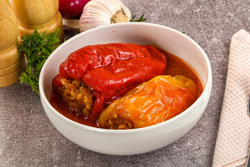 Stuffed bell pepper with meat