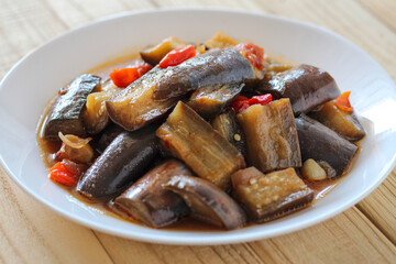 oseng-oseng terong. stir fried egg plant.