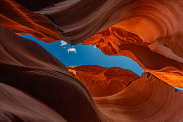 アメリカ　アリゾナ州のロウワーアンテロープキャニオンの風景　グランドキャニオン　グランドサークル