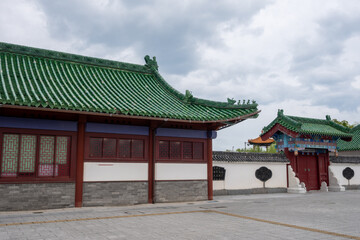 日本の鳥取県湯梨浜町の美しい中国庭園