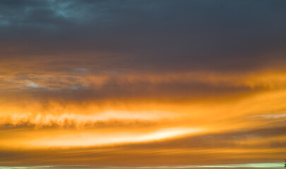 Obraz premium Sunset sky clouds in the evening on twilight