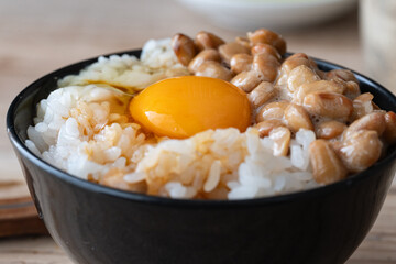 納豆　卵かけご飯