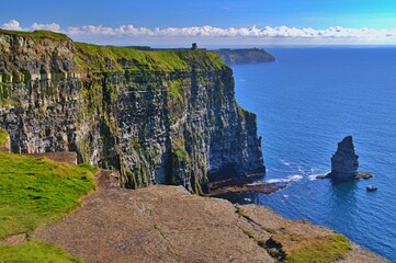 cliffs of moher in ireland