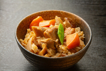 五目炊き込みご飯