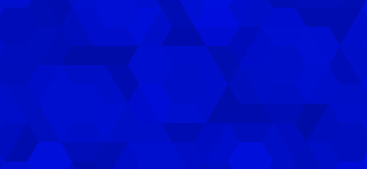 Fototapeta premium Deep cobalt background features a mosaic of overlapping dark blue hexagons, creating a geometric abstract texture with subtle tonal variations, ideal for modern designs