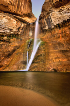 Lower Calf Creek Falls flowing into Escalante River, Grand Staircase-Escalante National Monument, Utah, USA