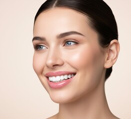 Obraz premium Confident dental model with shining smile for dental ad