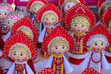 traditional russian dolls in the market