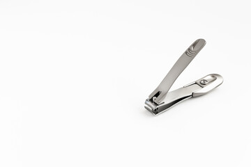 爪切り　白背景　コピースペース