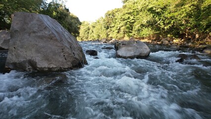 水がきれいな渓流