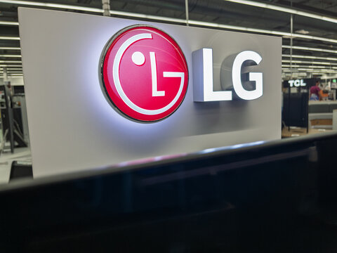 LG Logo Display at Retail Electronics Store