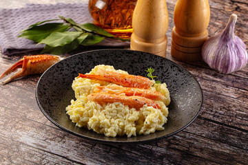 Risotto with natural crab leg