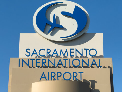 Sacramento International Airport Entrance Sign