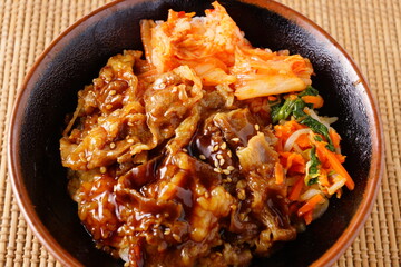 キムチと牛丼