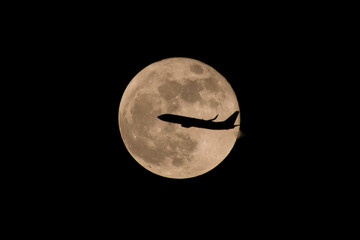 Fly to the moon