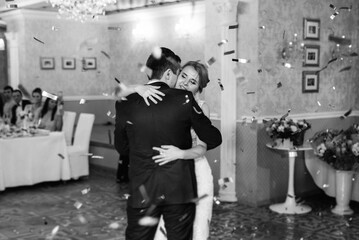 the first wedding dance of the bride and groom