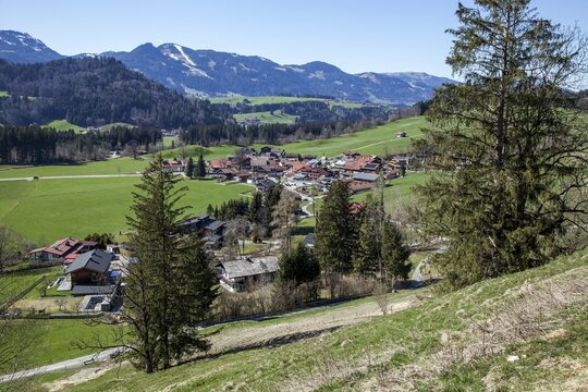 View of Rubi, near Oberstdorf, Illertal, Oberallg&auml;u, Allg&auml;u, Bavaria, Germany