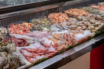 Malaga, Andalusia, Spain. 4 September 2025. Display of seafood and tapas at Atarazanas market
