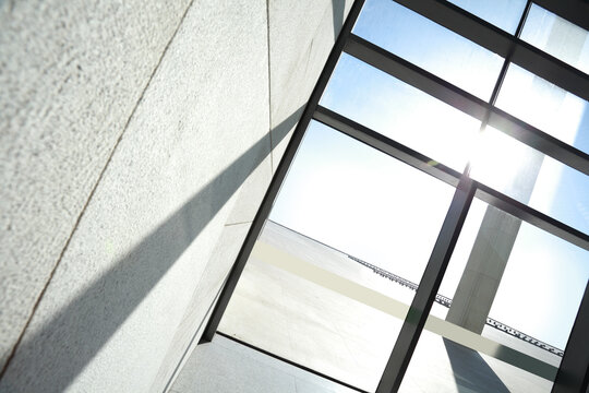 Rectangular perspectiv stereo in windows out of the windows at s