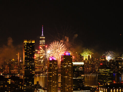 Fireworks Illuminate NYC Skyline at Night, on the 4th of July