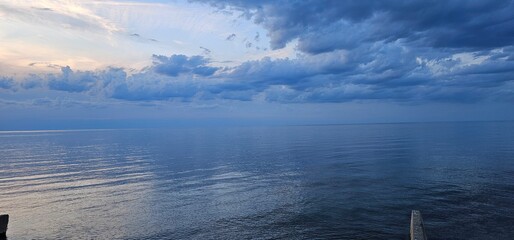 Storm rolling in on Lake Erie at Geneva-on-the-Lake, OH