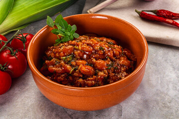 Chili con carne with beef and beans