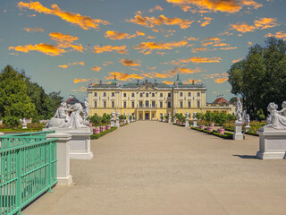 Naklejka premium Historic palace and gardens in Białystok, Poland.