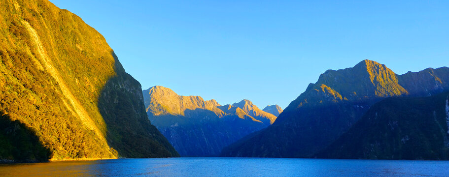 Milford Sound, South Island, New Zealand