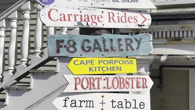Village of Kennebunkport Tourist Street Signs