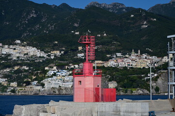 A red turret on the seaside breakwater © andsyphoto