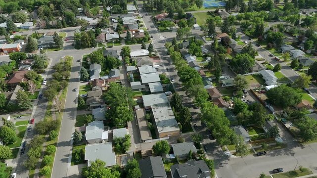 Neighborhood near Henderson Lake and Stadium, Lethbridge Aerial Reveal