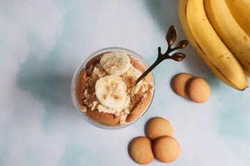 Homemade Vanilla banana cream pudding, selective focus