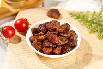 Dried Lychee Nuclei and Cinnamon Pork from Gaozhou Fujian - Traditional Chinese Preserved Fruits and Snacks