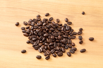 コーヒー豆　木目背景