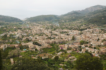 Fototapeta premium The panorama of Soller from Ses Tres Creus, Mallorca, Spain 