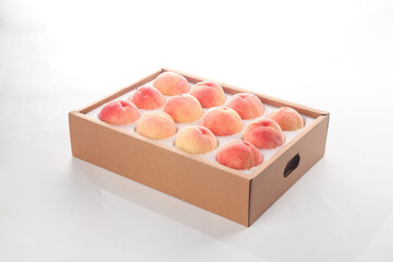 Freshly Picked Yangshan Hairy Peaches in White Box - Premium Chinese Fruit Packaging