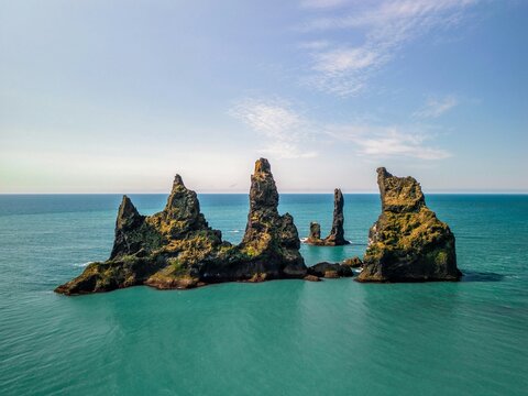 island in the sea