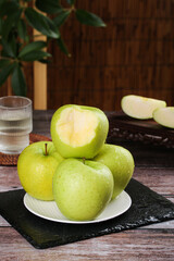 Fresh Green Dalian Aomori Apples Sweet Imported Fruit Rustic Kitchen Display