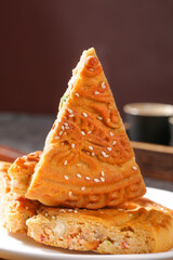 Traditional Five-Kernel Mooncake Slice with Sesame Seeds - Chinese Festival Pastry